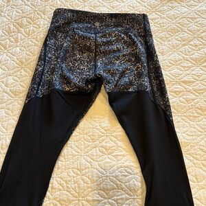 Stylish Black and White Patterned Leggings